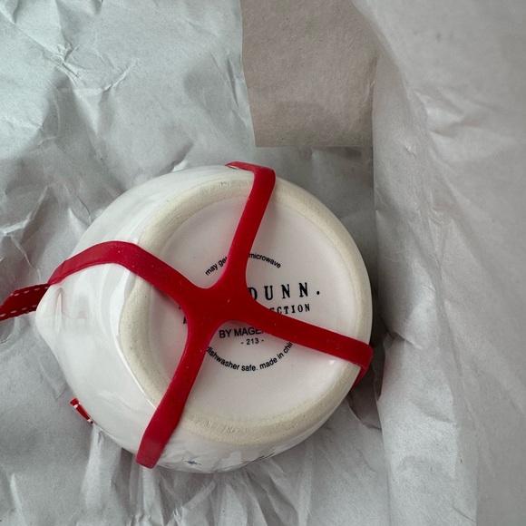 Rae Dunn Santa measuring cups - Picture 3 of 3